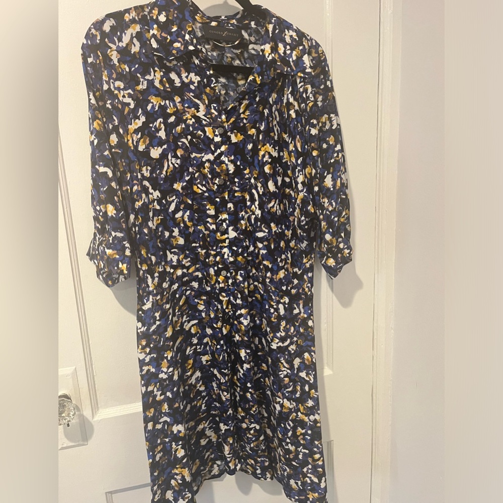 Ginger Smart knee length 3/4 sleeve fitted shirt dress blue pattern EUC size 12